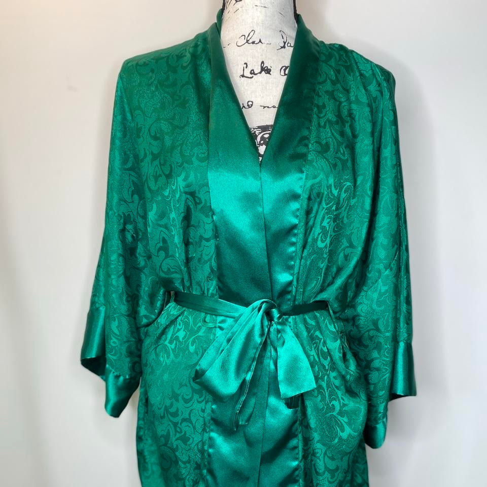 One Size Emerald Victoria Secret Robe
