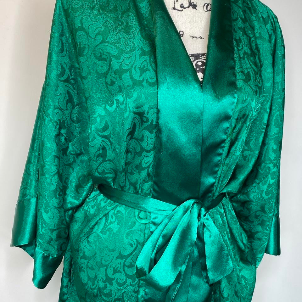 One Size Emerald Victoria Secret Robe