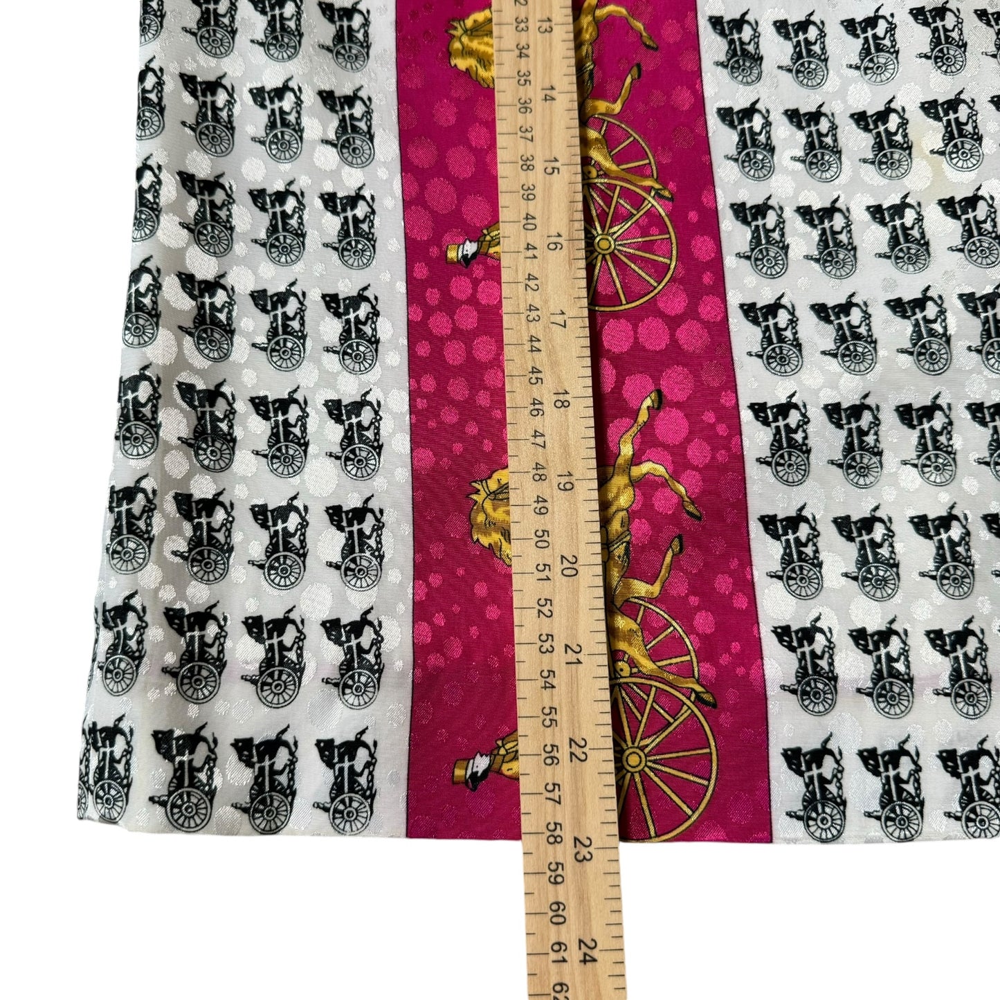 Vintage Man on Carriage Silk Set